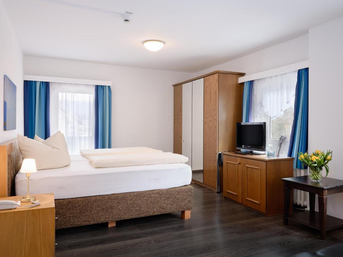 Gaestehaus Waldeck Titisee-Neustadt Bagian luar foto