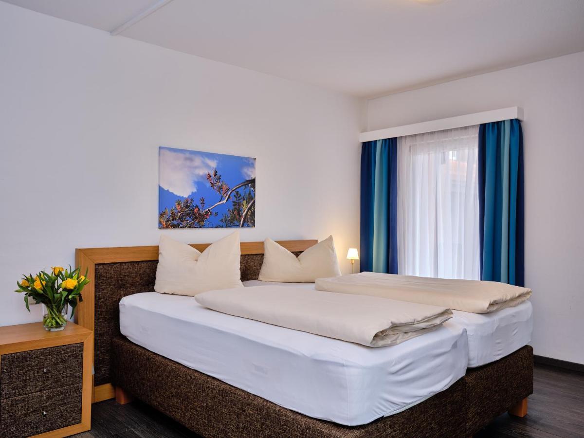 Gaestehaus Waldeck Titisee-Neustadt Bagian luar foto